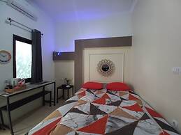 OYO 93962 Jm Guest House