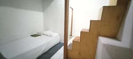 SPOT ON 93964 Guest House Pak Gatot 3