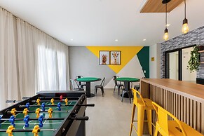 Roomo Curitiba One House Residencial