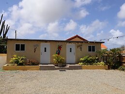 Peace vacations rental aruba