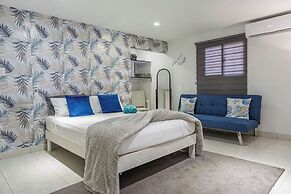 Peace vacations rental aruba