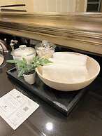 Classic Suite Signature Resort Pool View