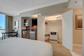 Classic Suite Signature Resort Pool View