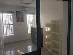 Shimawa - 2-bed Apartment - Sleeps 4 - Security