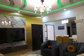 Shimawa-house-sleeps4-luxury&privacy-24/7 Security