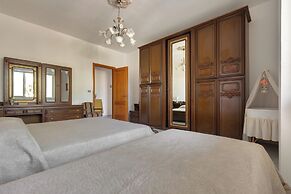 3893 Villetta Tiziana by Barbarhouse