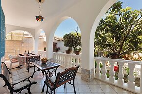 3893 Villetta Tiziana by Barbarhouse