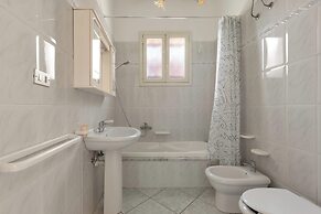 3893 Villetta Tiziana by Barbarhouse