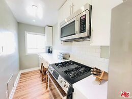 12B Venice Beach Access Stay