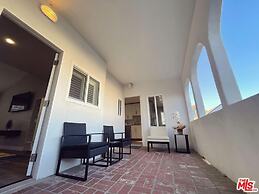 12A Venice Beach Access Stay