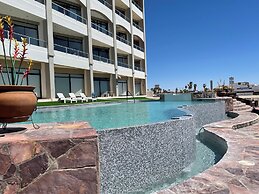 Palacio del Mar by Rocky Host