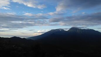 homestay sembiring dua