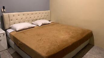 Deluxe Suite And Room