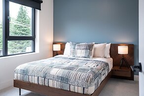 Summit Views by Revelstoke Vacations