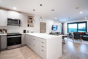 Summit Views by Revelstoke Vacations