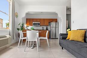 Cacique by Otium