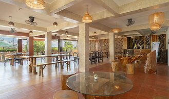One Alo Hotel and Resort by Hiverooms