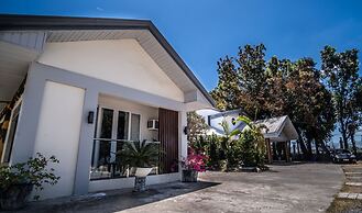 One Alo Hotel and Resort by Hiverooms