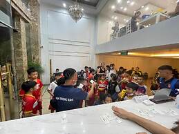 Tien Thinh Hotel Ha Long- by Bay Luxury