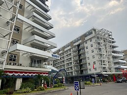 OYO 93922 Apartemen Gateway Pasteur By Sinta