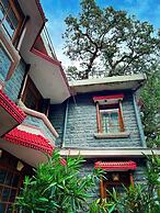 Wingait Inn - Hotel Near The Mall Road