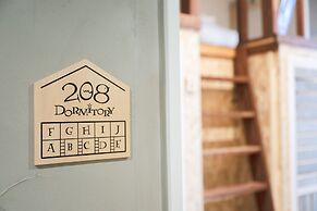 Kotori Coworking and Hostel Kotohira