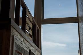 Kotori Coworking and Hostel Kotohira