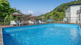 Gapyeong Villajia Spa Pension