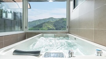 Gapyeong Gipeunsanarae Spa Pension