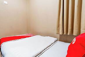 OYO 93925 Tamansari Panoramic Apartment By Asgard