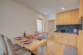 Alpinbike and Ski Lodge Apartments