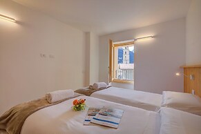 Alpinbike and Ski Lodge Apartments