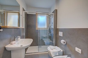 Alpinbike and Ski Lodge Apartments