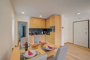 Alpinbike and Ski Lodge Apartments