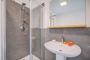 Alpinbike and Ski Lodge Apartments