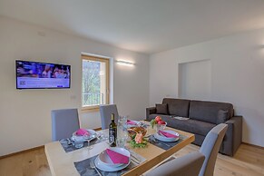 Alpinbike and Ski Lodge Apartments