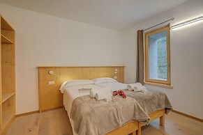 Alpinbike and Ski Lodge Apartments