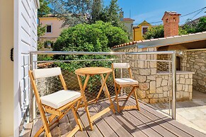 Charming Island Villa Alba