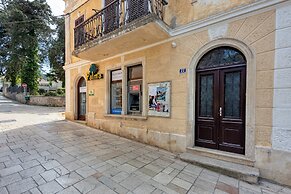 Charming Island Villa Alba