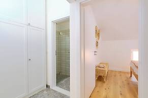 Charming Island Villa Alba
