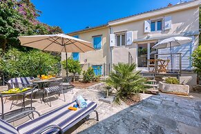 Charming Island Villa Alba