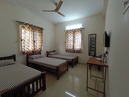 Shantham Service Apartments, Kinathukadavu