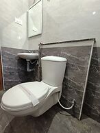 Shantham Service Apartments, Kinathukadavu
