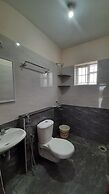 Shantham Service Apartments, Kinathukadavu