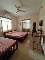 Shantham Service Apartments, Kinathukadavu