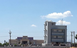 Shantham Service Apartments, Kinathukadavu