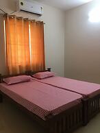 Shantham Service Apartments, Kinathukadavu