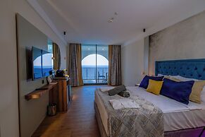 Ada Port Hotel - Adults Only