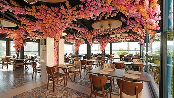 Ada Port Hotel - Adults Only