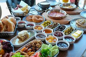 Ada Port Hotel - Adults Only